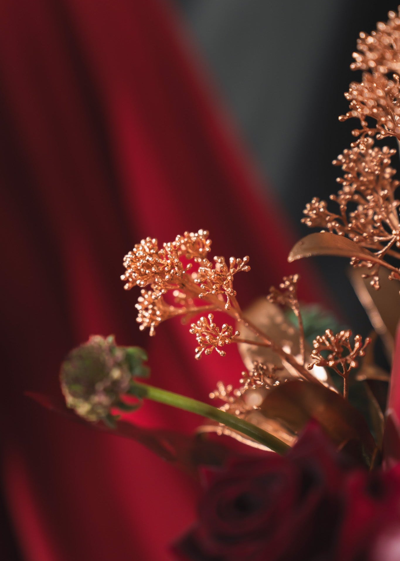Merlot Christmas Bouquet in Vase