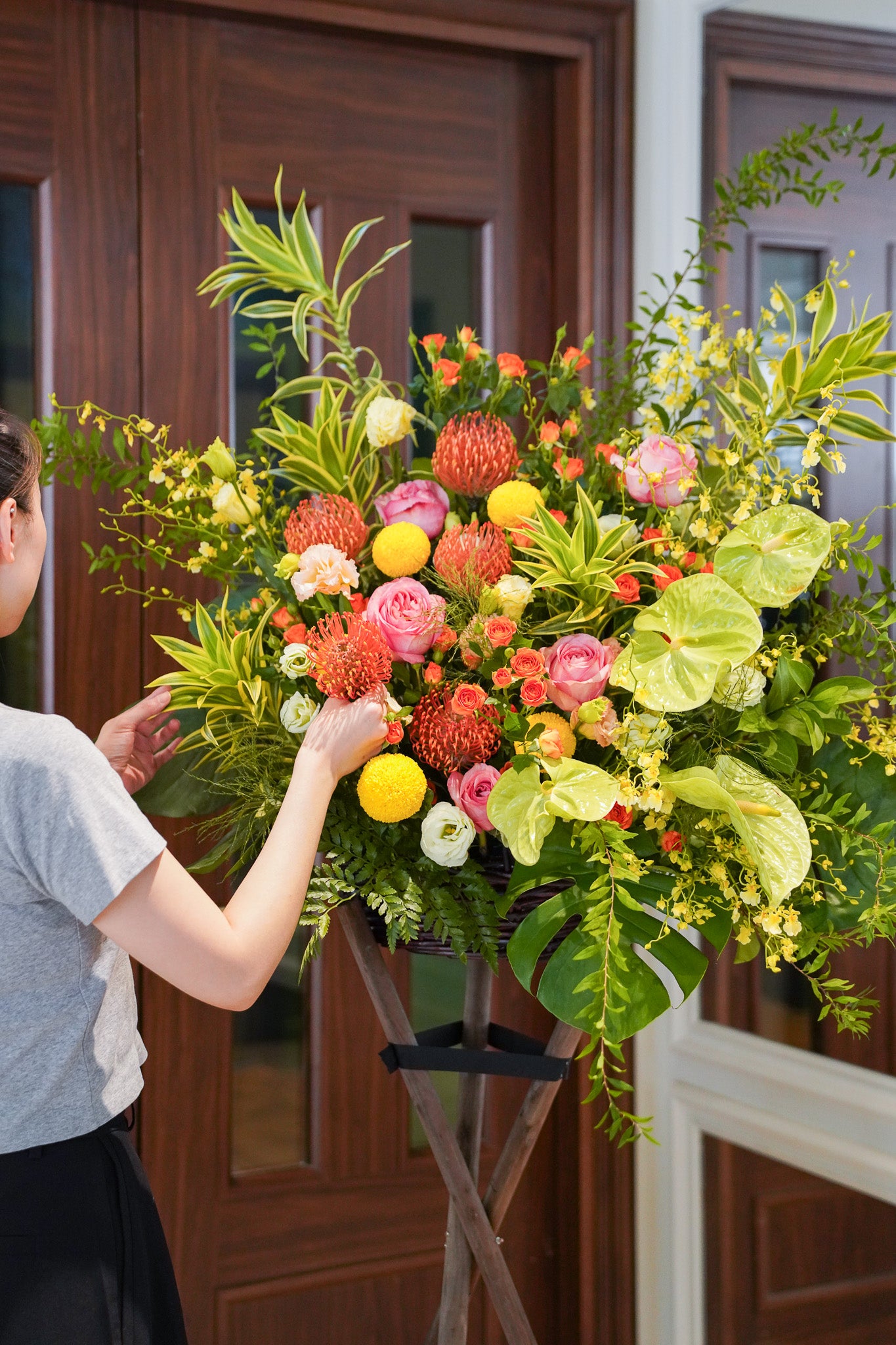 Opening Flower Stand