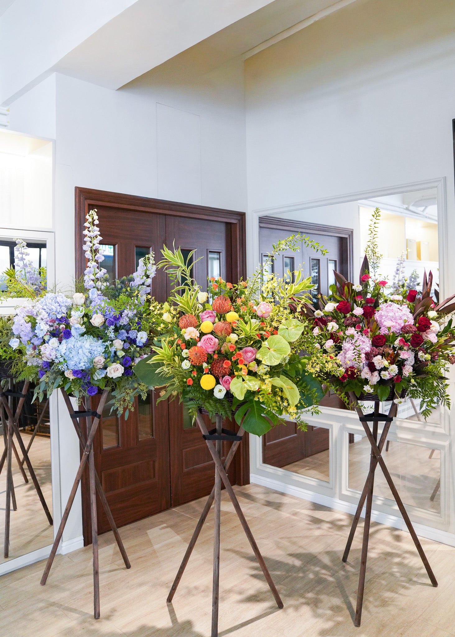 Opening Flower Stand