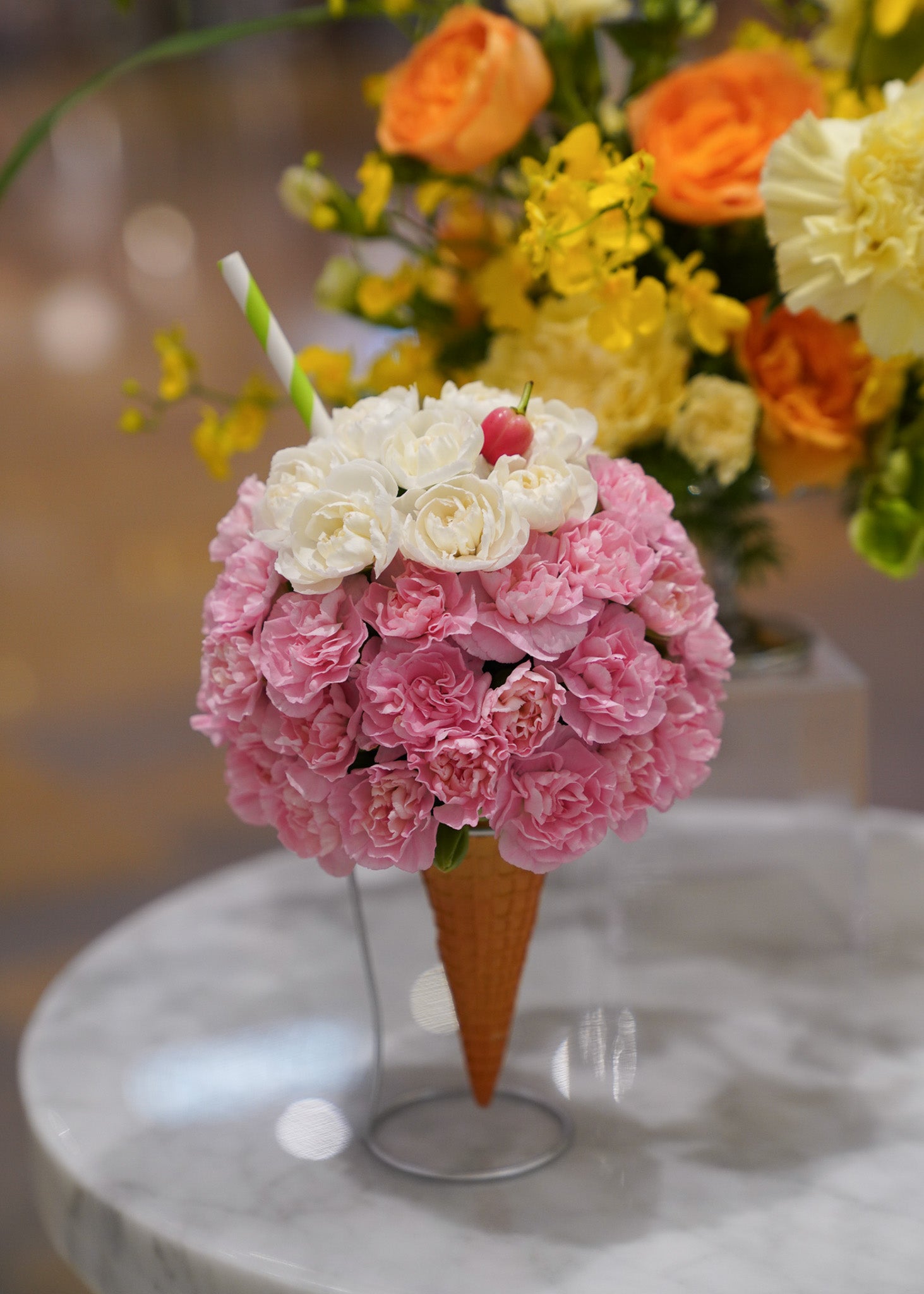 “Strawberry & Vanilla Gelato” Flower Arrangement