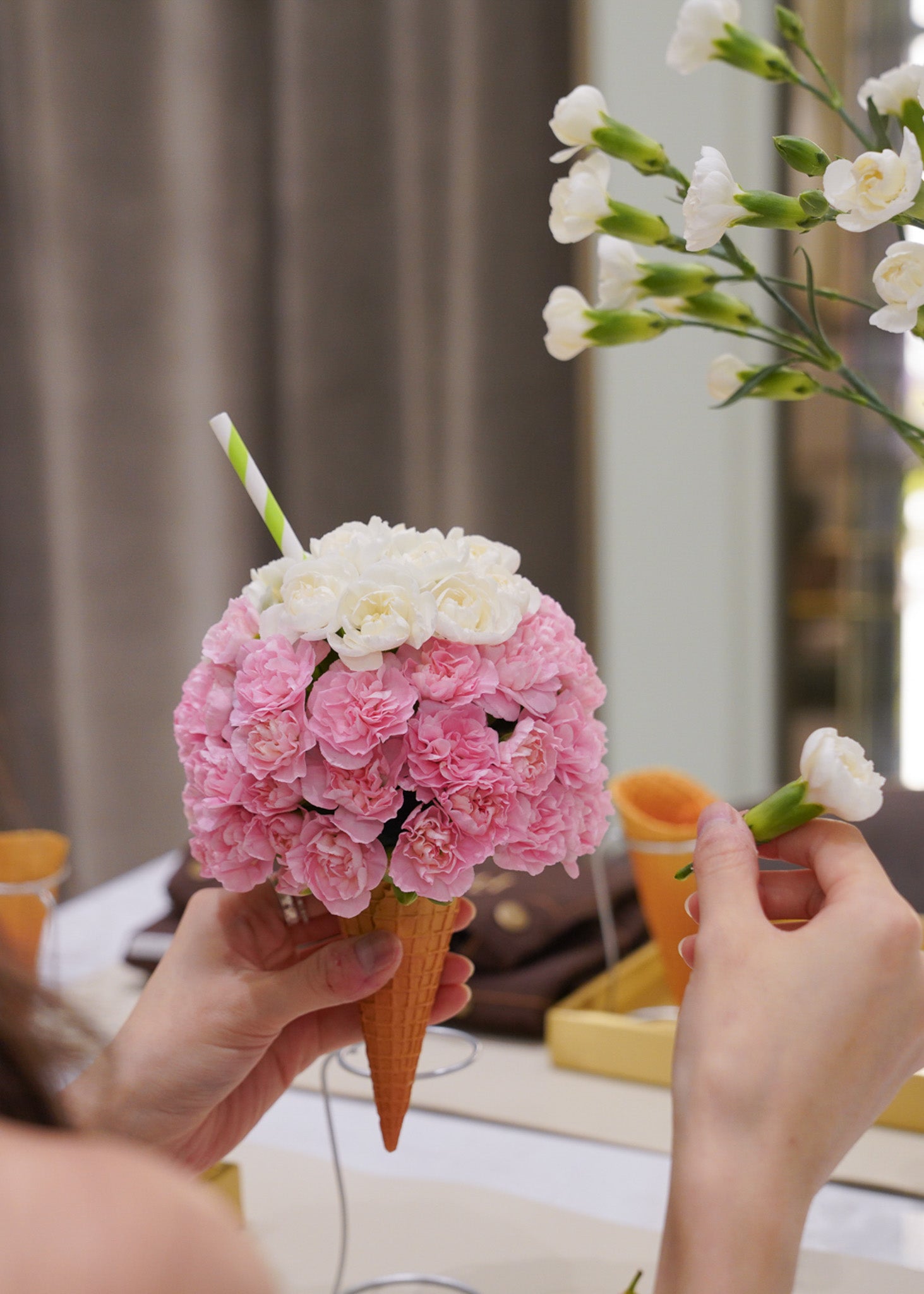 “Strawberry & Vanilla Gelato” Flower Arrangement